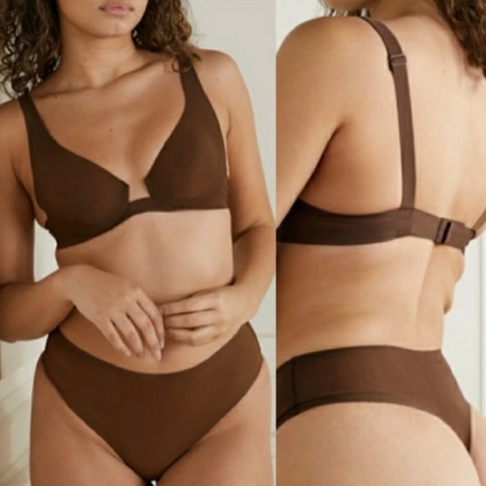 SKIMS Naked Underwire Plunge Bra in Smoky Quartz Size 38A New with Tags Plunge - Picture 3 of 4